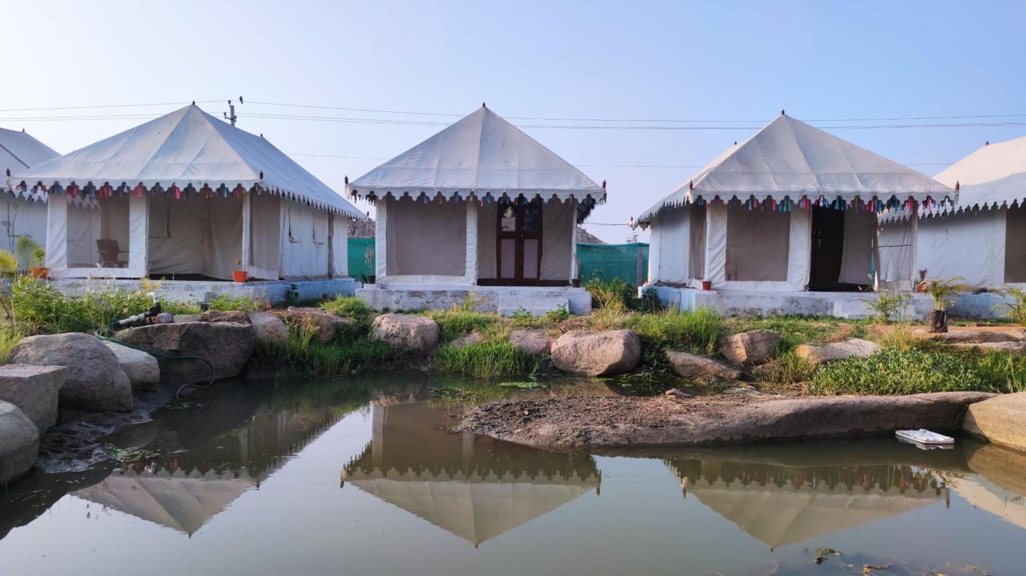 Murali Guesthouse Хампи Екстериор снимка
